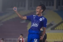 PSIS Semarang Gasak...