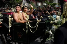 Kemeriahan Kirab Budaya...