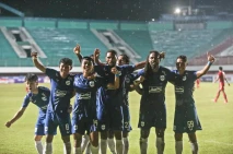 PSIS Semarang Libas...