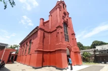 Persiapan Natal di Gereja...