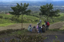 Libur Nataru, Gunung...