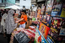 Laris Manis Penjualan...