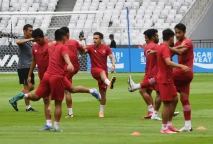 Latihan Timnas Indonesia...