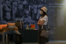 Mengunjungi Pameran...