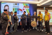 Kuning Ijo Biru Luncurkan...