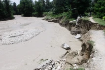 598 Rumah Terendam Banjir...