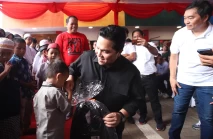 Erick Thohir Hadiri...