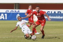 Persis Solo Habisi PSS...