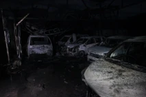 Mobil Warga Hangus Terbakar...