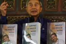 Peluncuran Buku Perjalanan...