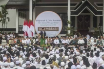 Presiden Hadiri Muktamar...