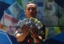 Layanan Penukaran Uang...