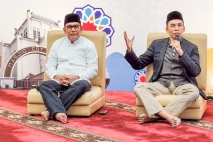 Dari Masjid Membina...