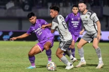 Persita Tangerang Bantai...