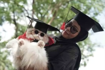 Begini Tingkah Lucu...