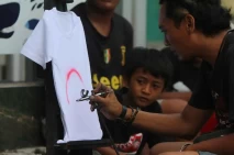 Cinderamata dari Pulau...