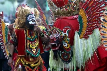 Pawai Barong Suku Osing...