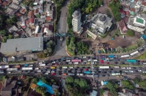 Puncak Kepadatan Lalu...