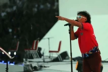 Slank Ramaikan HUT ke-77...