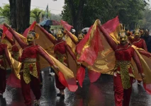 Karnaval Topeng Festival...