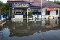Banjir Rob Rendam Mako...