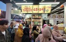 Mie Sagolicious, Makanan...