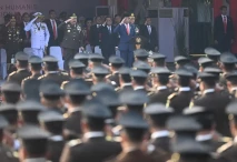 Jokowi Pimpin Upacara...