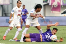 Hasil Liga 1 : Persita...