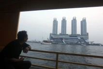 Keseruan Menjelajahi...