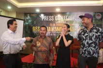 Kolaborasi Film Dokumenter...