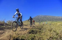 Wisata MTB di Gunung...