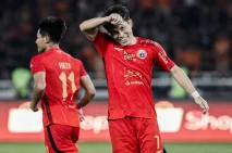 Persija vs Persebaya:...