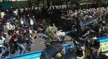 Kompaknya Banteng Raiders-Brimob...