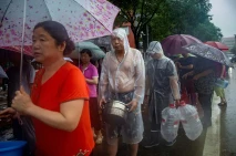 Beijing Kacau Diterjang...