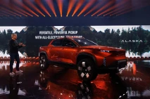 Fisker Luncurkan Truk...