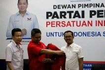 Partai Perindo dan Relawan...