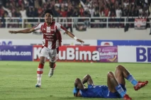 Hasil Persis Solo vs...
