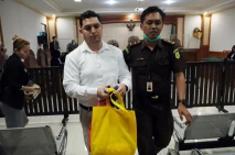 Kasus Penerbitan KTP...