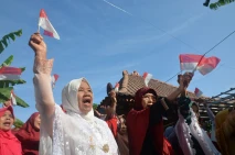 Potret Puluhan Santri...