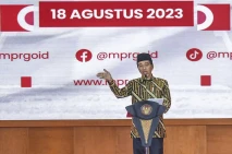 Jokowi Hadiri Peringatan...