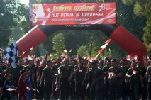 Potret Kebersamaan TNI-Masyarakat...