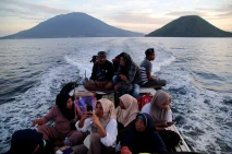 Bikin Iri, Ini Pemandangan...