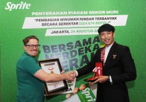Rekor MURI untuk Pembagian...
