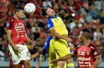 Bali United Benamkan...