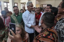 Jelang Purna Tugas,...