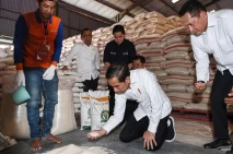 Presiden Jokowi Cek...