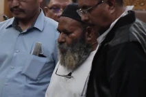 JPU KPK Tuntut Lukas...