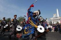 Kirab HUT ke-78 TNI...