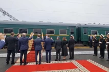 Dilepas Menteri Putin,...