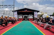 Keseruan Lomba Tarik...